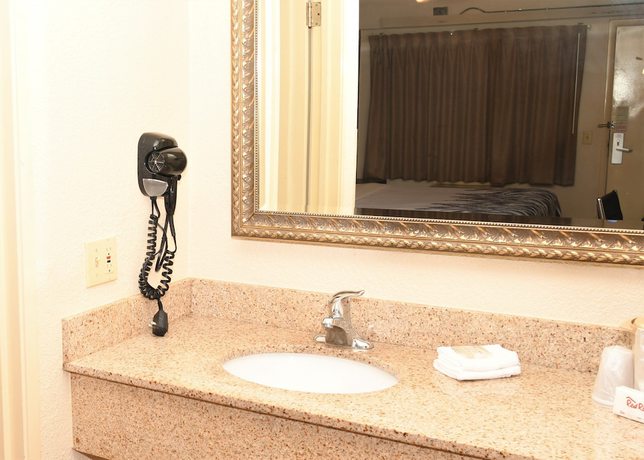 Imagen de la habitación del Hotel Red Roof Inn Richmond South. Foto 3