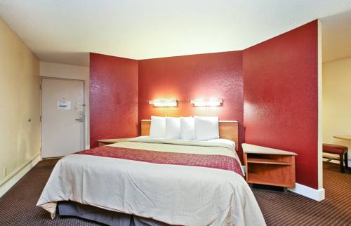 Imagen de la habitación del Hotel Red Roof Inn Santa Ana. Foto 1