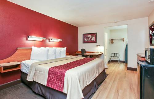 Imagen de la habitación del Hotel Red Roof Inn Santa Ana. Foto 2