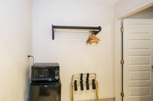 Imagen de la habitación del Hotel Red Roof Inn Stockton. Foto 4