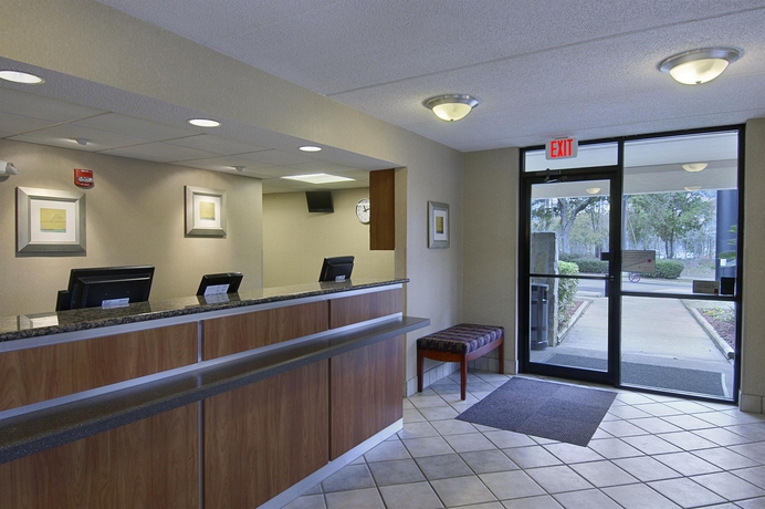 Imagen de los interiores del Hotel Red Roof Inn Tallahassee-university. Foto 8