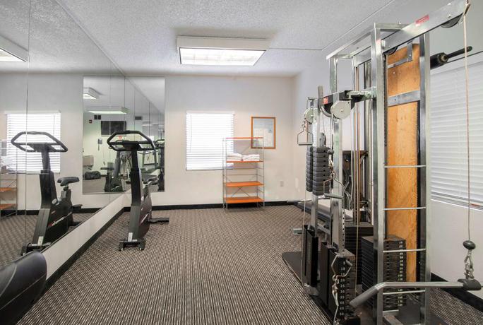 Imagen de los interiores del Hotel Red Roof Inn Tampa Bay - St. Petersburg. Foto 11