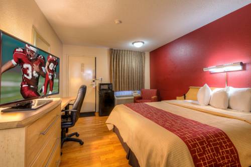 Imagen de la habitación del Hotel Red Roof Inn Tulsa. Foto 7