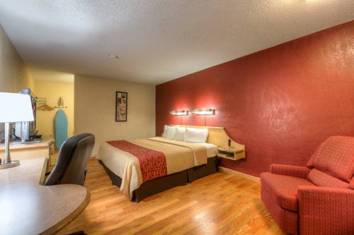 Imagen de la habitación del Hotel Red Roof Inn Tulsa. Foto 8