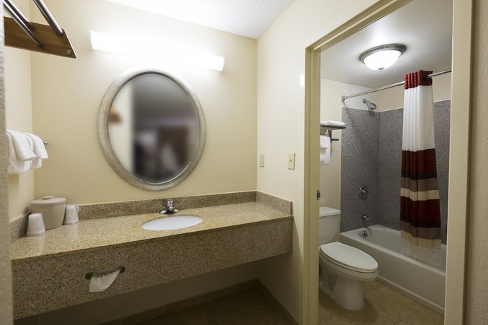 Imagen de la habitación del Hotel Red Roof Inn Virginia Beach - Norfolk Airport. Foto 9