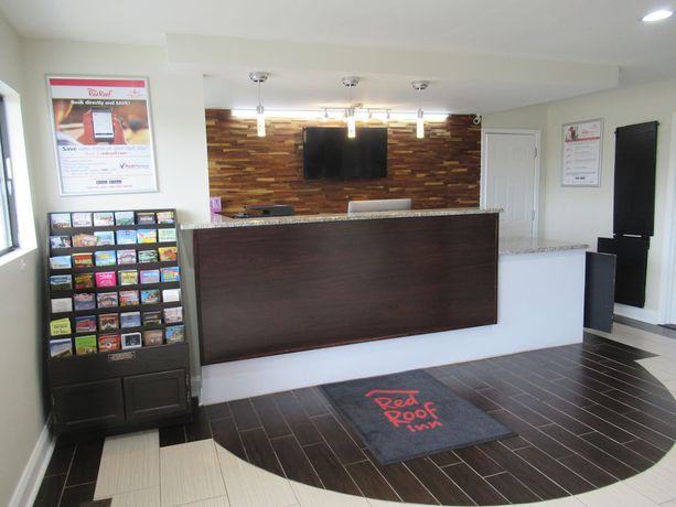 Imagen de los interiores del Hotel Red Roof Inn Walton - Richwood. Foto 18