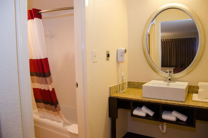 Imagen de la habitación del Hotel Red Roof Inn Williamsburg. Foto 6