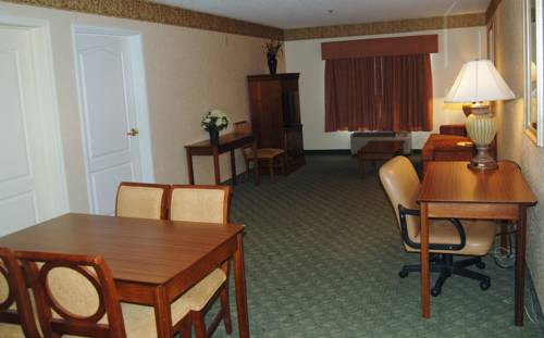 Imagen de la habitación del Hotel Red Roof Inn & Suites Berea. Foto 4