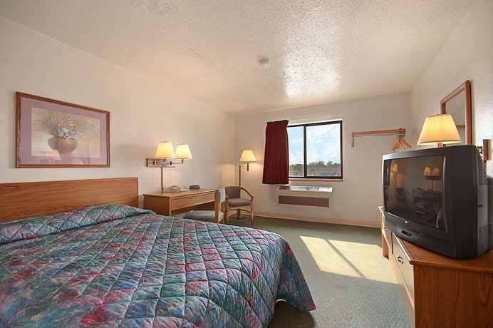 Imagen de la habitación del Hotel Red Roof Inn & Suites Hammond, IN. Foto 4