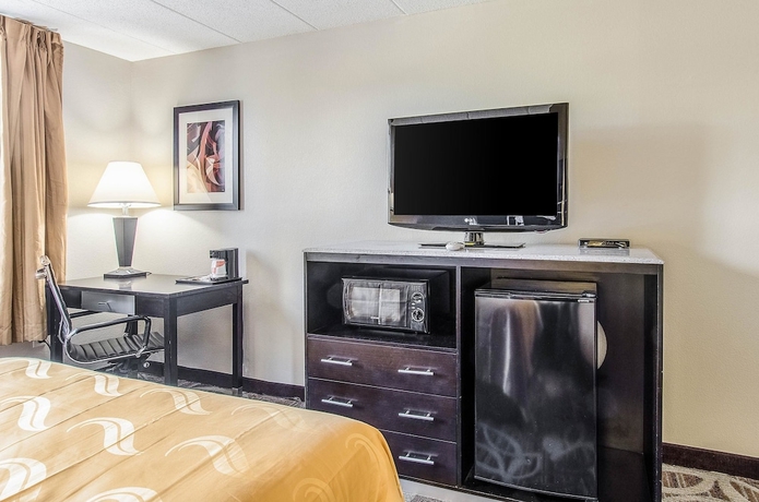 Imagen de la habitación del Hotel Red Roof Inn & Suites Middleborough. Foto 3