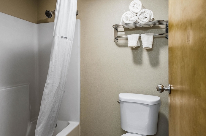 Imagen de la habitación del Hotel Red Roof Inn & Suites Middleborough. Foto 13
