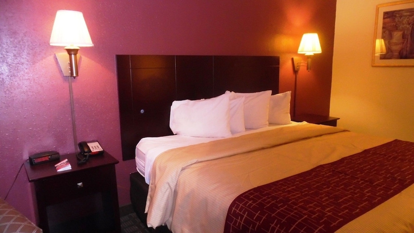 Imagen de la habitación del Hotel Red Roof Inn & Suites Oklahoma City Southwest. Foto 5