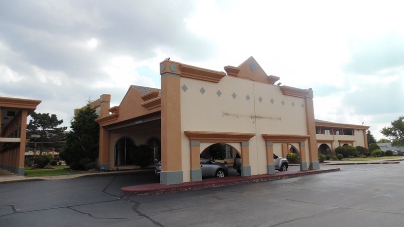 Imagen general del Hotel Red Roof Inn & Suites Oklahoma City Southwest. Foto 2