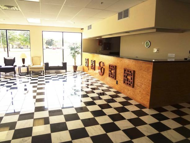 Imagen de los interiores del Hotel Red Roof Inn and Conference Center Chicago - Aurora/ Fox Valley. Foto 19