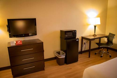 Imagen de la habitación del Hotel Red Roof Inn and Conference Center Wichita Airport. Foto 12