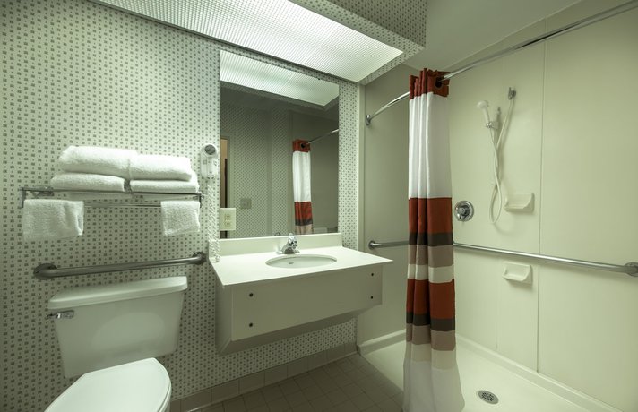 Imagen de la habitación del Hotel Red Roof Inn and Suites Albany, GA. Foto 8