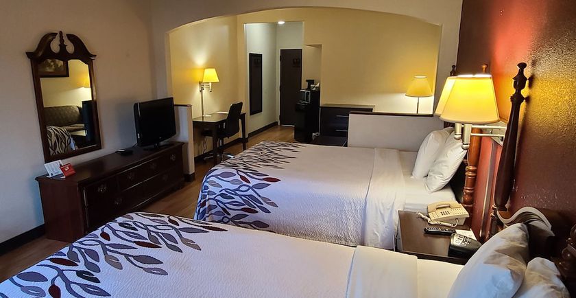 Imagen de la habitación del Hotel Red Roof Inn and Suites Albany, GA. Foto 9
