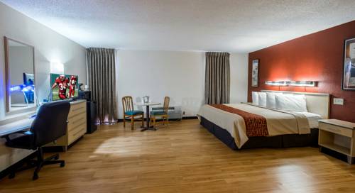 Imagen de la habitación del Hotel Red Roof Inn and Suites Brunswick I-95. Foto 10