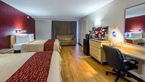 Imagen de la habitación del Hotel Red Roof Inn and Suites Brunswick I-95. Foto 12