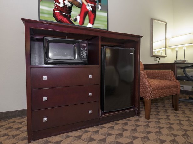 Imagen de la habitación del Hotel Red Roof Inn and Suites Cincinnati North - Mason. Foto 6