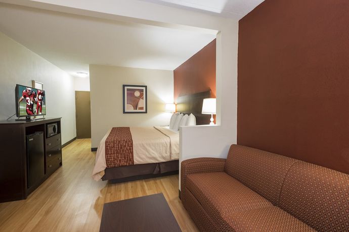 Imagen de la habitación del Hotel Red Roof Inn and Suites Cincinnati North - Mason. Foto 8
