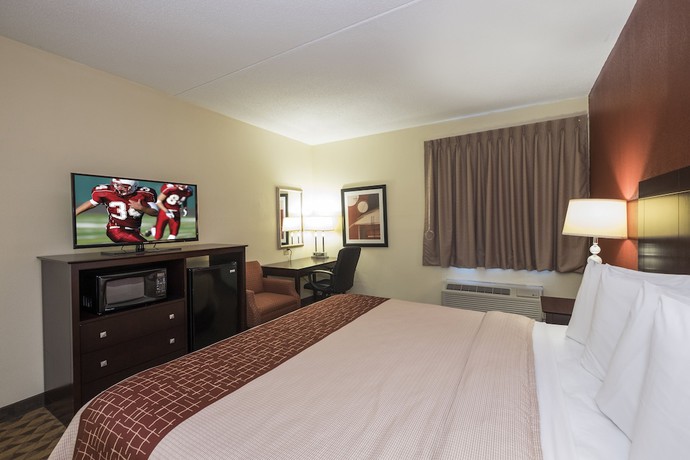 Imagen de la habitación del Hotel Red Roof Inn and Suites Cincinnati North - Mason. Foto 13