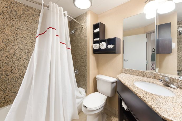 Imagen de la habitación del Hotel Red Roof Inn and Suites Columbus - West Broad. Foto 10