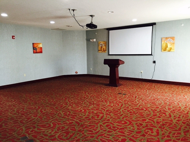 Imagen de los interiores del Hotel Red Roof Inn and Suites Detroit-melvindale/dearborn. Foto 14