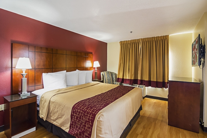 Imagen de la habitación del Hotel Red Roof Inn and Suites Fayetteville - Fort Bragg. Foto 6