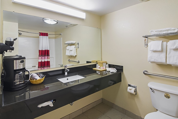 Imagen de la habitación del Hotel Red Roof Inn and Suites Fayetteville - Fort Bragg. Foto 11