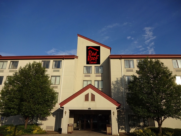 Imagen de los exteriores del Hotel Red Roof Inn and Suites Indianapolis Airport. Foto 7