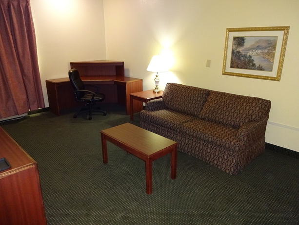 Imagen de la habitación del Hotel Red Roof Inn and Suites Indianapolis Airport. Foto 6