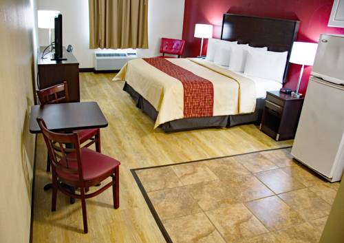 Imagen de la habitación del Hotel Red Roof Inn and Suites Jacksonville, Nc. Foto 2
