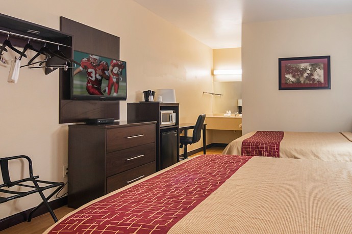 Imagen de la habitación del Hotel Red Roof Inn and Suites Lake Orion/ Auburn Hills. Foto 9