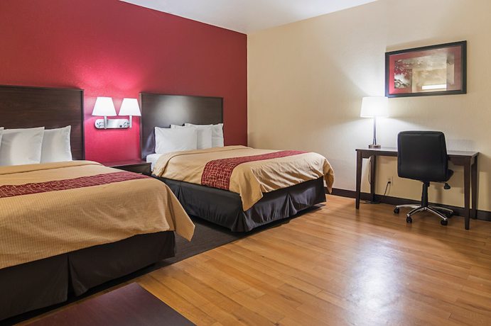 Imagen de la habitación del Hotel Red Roof Inn and Suites Lake Orion/ Auburn Hills. Foto 14