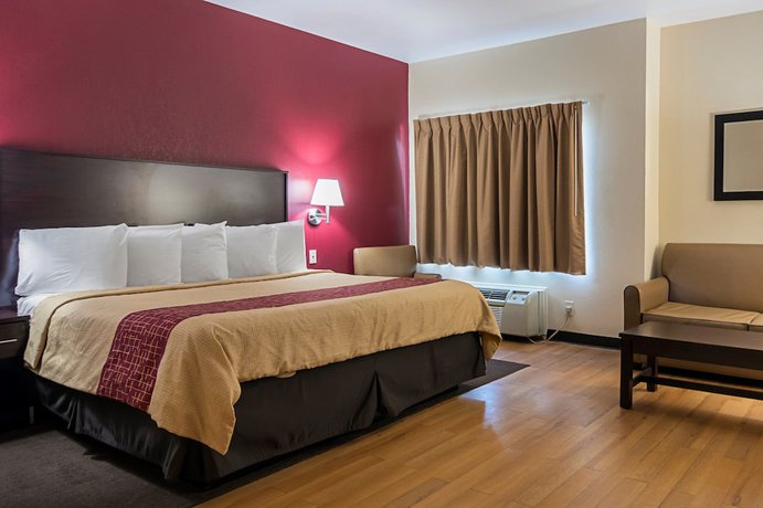 Imagen de la habitación del Hotel Red Roof Inn and Suites Lake Orion/ Auburn Hills. Foto 16