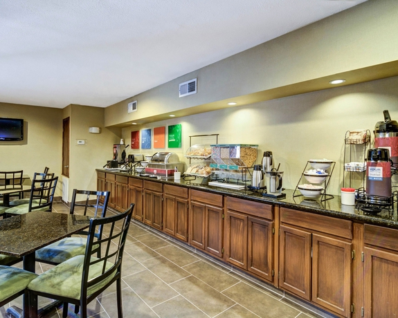 Imagen del bar/restaurante del Hotel Red Roof Inn and Suites Little Rock. Foto 5