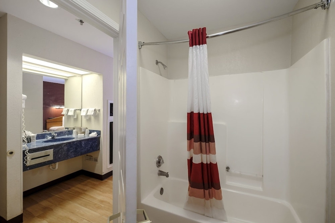 Imagen de la habitación del Hotel Red Roof Inn and Suites Mobile Sw &ndash; I-10. Foto 9