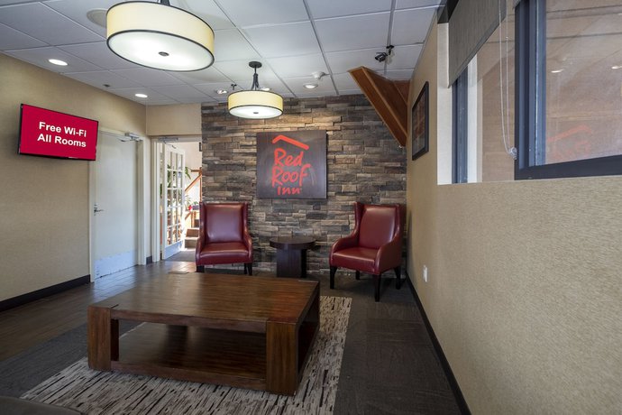 Imagen de los interiores del Hotel Red Roof Inn and Suites Newark - University. Foto 17