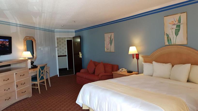 Imagen de la habitación del Hotel Red Roof Inn and Suites Newport &ndash; Middletown, Ri. Foto 3