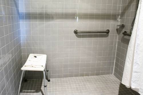 Imagen de la habitación del Hotel Red Roof Inn and Suites Omaha - Council Bluffs. Foto 4