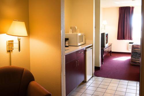 Imagen de la habitación del Hotel Red Roof Inn and Suites Omaha - Council Bluffs. Foto 9