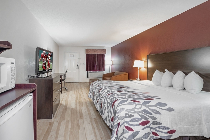 Imagen de la habitación del Hotel Red Roof Inn and Suites Rome. Foto 11