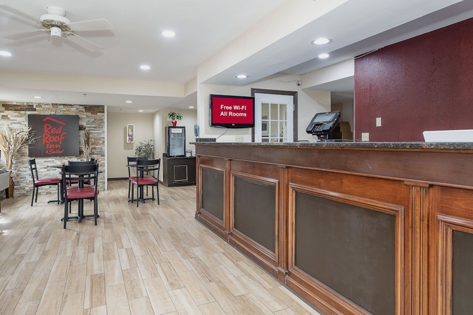 Imagen de los interiores del Hotel Red Roof Inn and Suites Rome. Foto 17