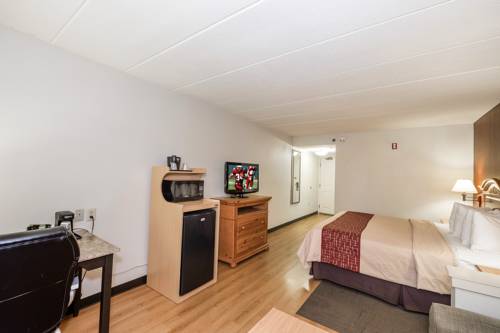 Imagen de la habitación del Hotel Red Roof Inn and Suites Stafford. Foto 15