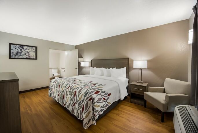 Imagen general del Hotel Red Roof Inn and Suites Thomasville. Foto 10