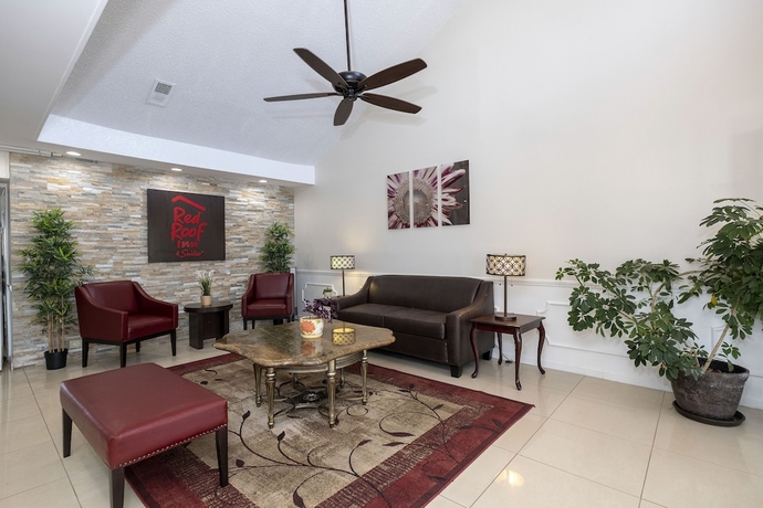 Imagen de los interiores del Hotel Red Roof Inn and Suites Wilson. Foto 19