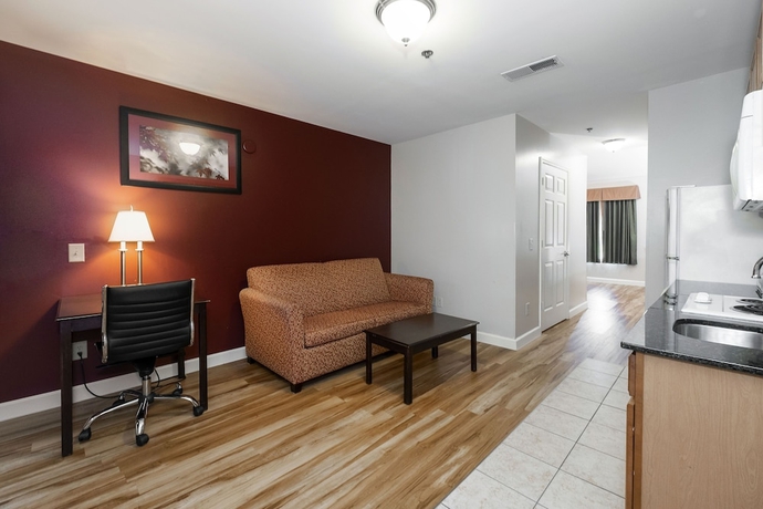 Imagen de la habitación del Hotel Red Roof Inn and Suites Wilson. Foto 15