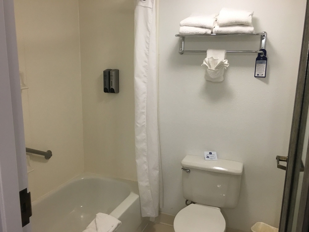 Imagen de la habitación del Hotel Red Roof PLUS Fort Myers. Foto 10