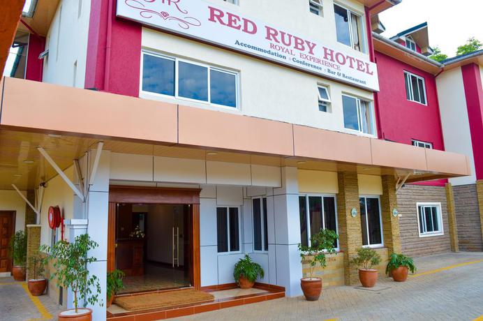 Imagen de los exteriores del Hotel Red Ruby. Foto 12